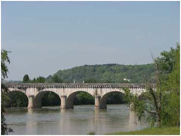 Le Pont Canal  Agen